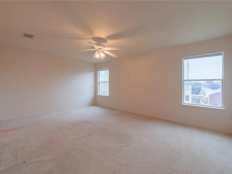 7409 Elk Pass Dr — Photo 12