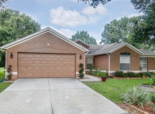 2704 Autumn Ln, Eustis, FL 32726