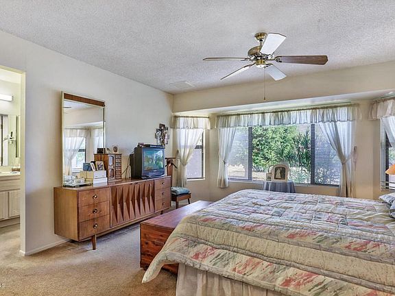 5th image of 19819 N 146th Way