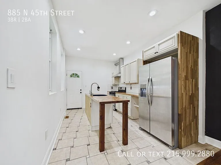 885 N 45th St — Photo 4