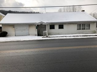 697 E Main St, Mahaffey, PA 15757