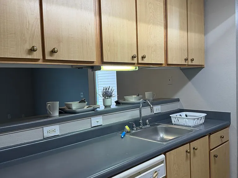 16932 SE Powell Blvd #52 — Photo 5