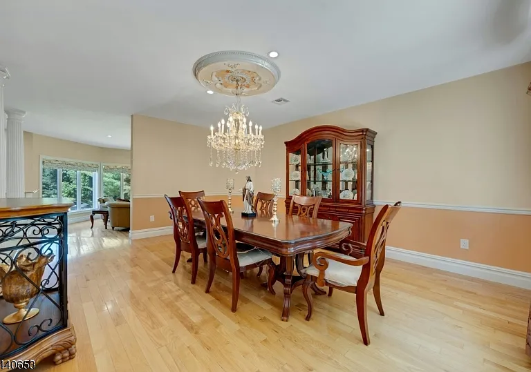 252 Mabel Pl — Photo 11