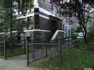 160-15 Powells Cove Blvd UNIT A-102, Whitestone, NY