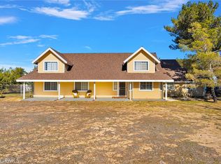 11062 Hollister Rd, Oak Hills, CA 92344