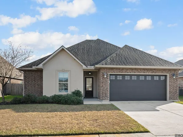 38323 Cotton Creek Ave, Prairieville, LA 70769