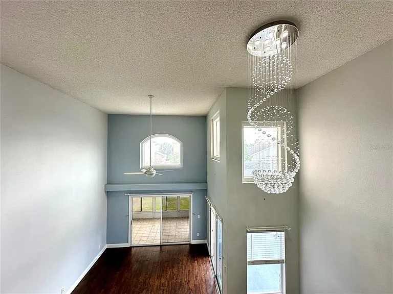 1116 Timberbend Cir — Photo 16