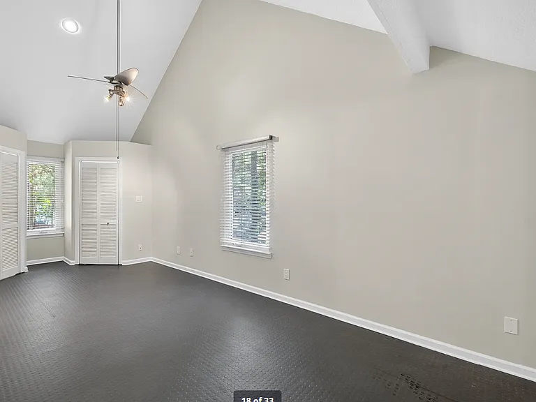 Upstairs Bedroom 1