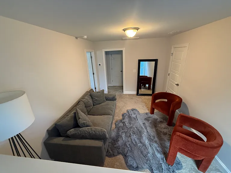 1112 Greatland Rd — Photo 35
