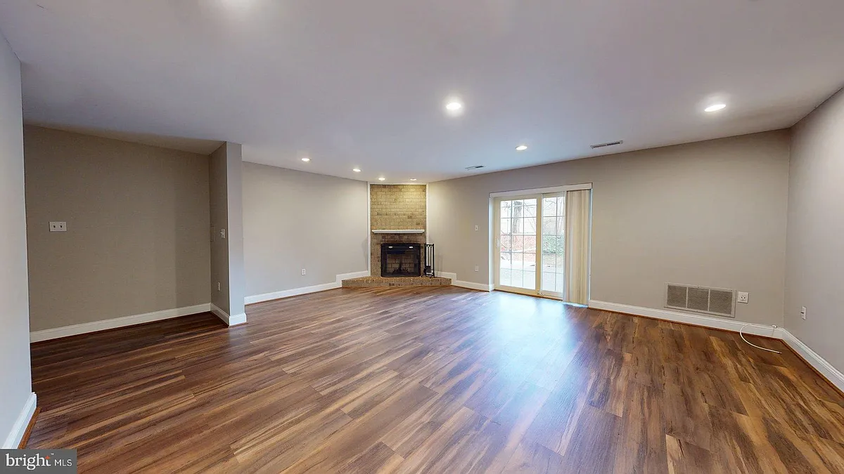Building Photo - 951 S Rolfe St #1