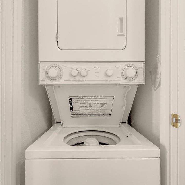 1st image of 750 Anne Ln