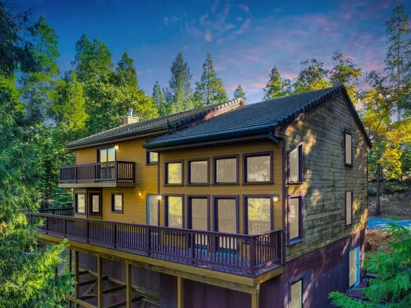 5041 Debron Ct, Pollock Pines, CA 95726