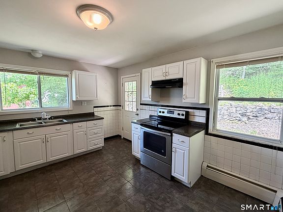 2nd image of 231 Harwinton Avenue