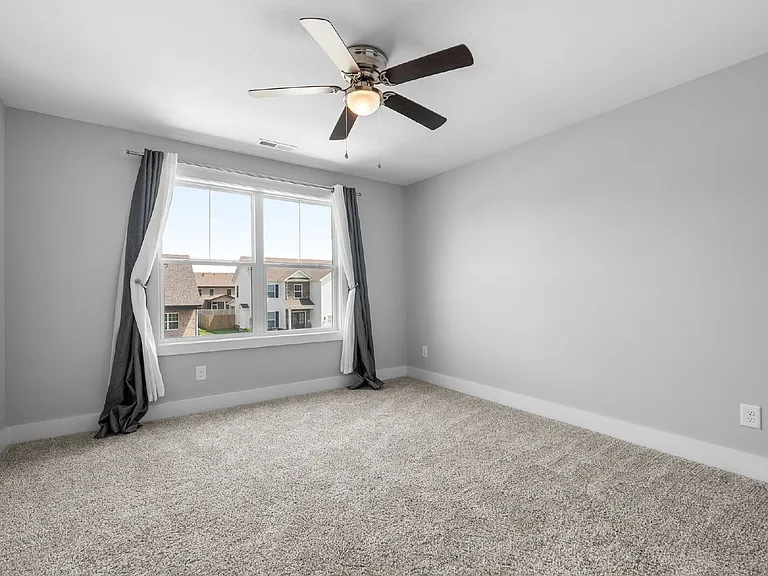 1532 Kingbird Dr — Photo 13