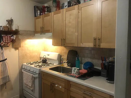 Rented by Signature Spaces NYC Corp | media 1