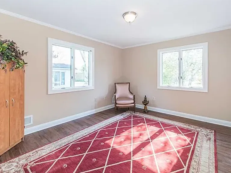 68 Savage Rd — Photo 8