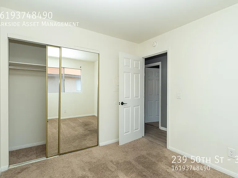 239 50th St #37 — Photo 5