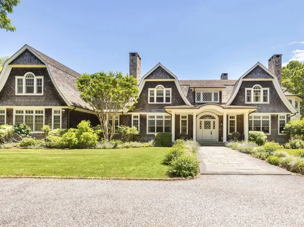 58 Wainscott Stone Rd, Wainscott, NY 11975
