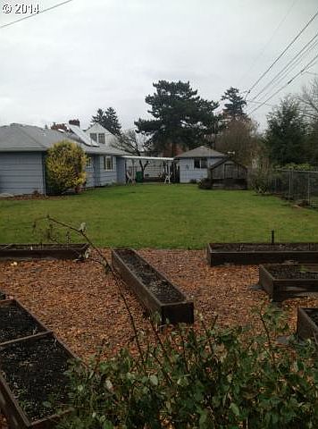 2nd image of 10804 SE Mill Ct