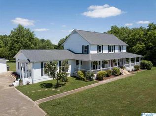 1359 Old Winchester Rd, New Market, AL 35761