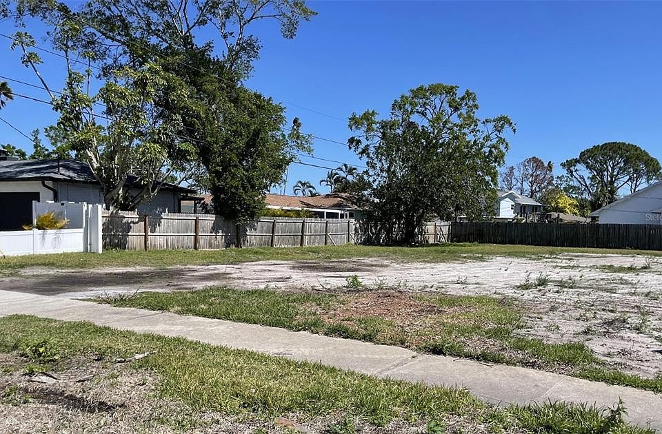 1st image of 1710 BAYOU GRANDE BOULEVARD NE LOT 14