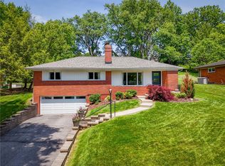 119 Southern Hilands Dr, Pittsburgh, PA