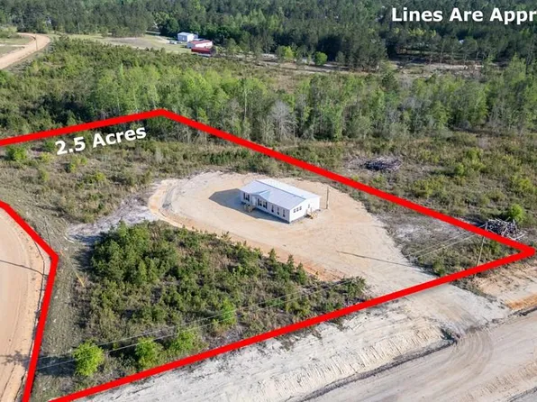 59 Long Leaf Rd, Hazlehurst, GA 31539