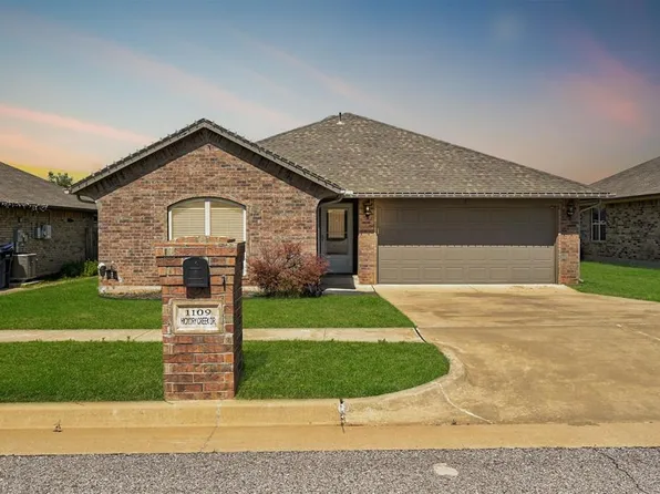 1109 Hickory Creek Dr, Yukon, OK 73099