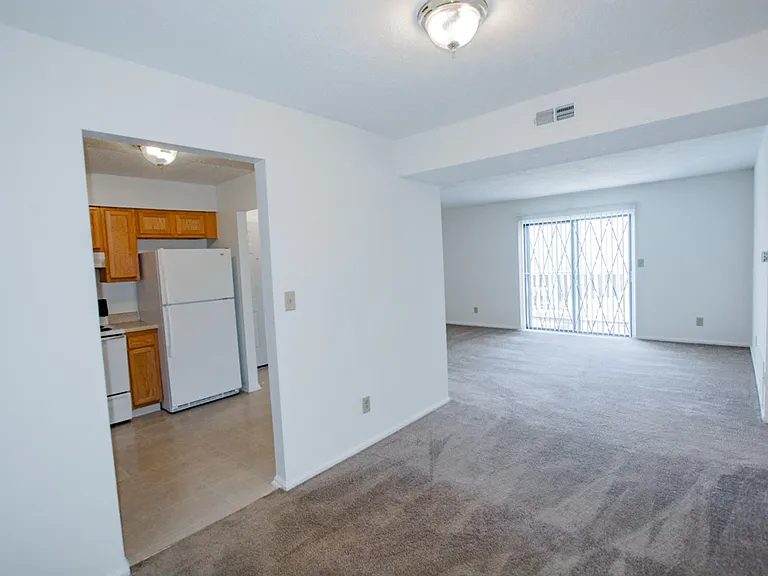 Waterstone Place Apartments — Photo 13