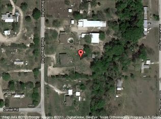 1226 Short Branch Rd, Waxahachie, TX 75167