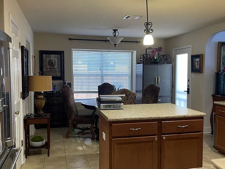 856 Avery Pkwy — Photo 9