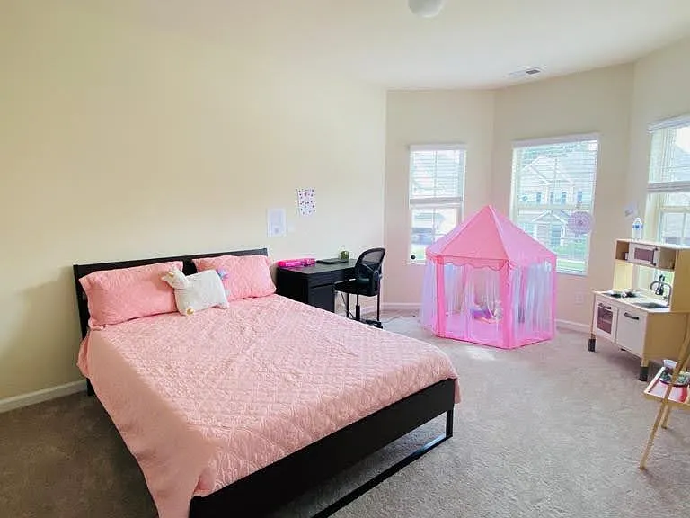 7445 Olivia View Ct — Photo 10