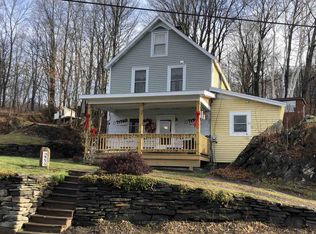 93 Depot St, Readsboro, VT 05350