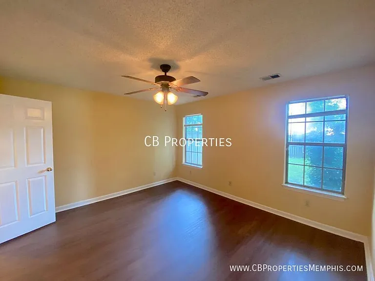 3514 Harvest Ln — Photo 3
