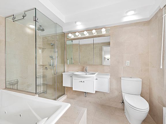5th image of 301 E 66th St APT 14E