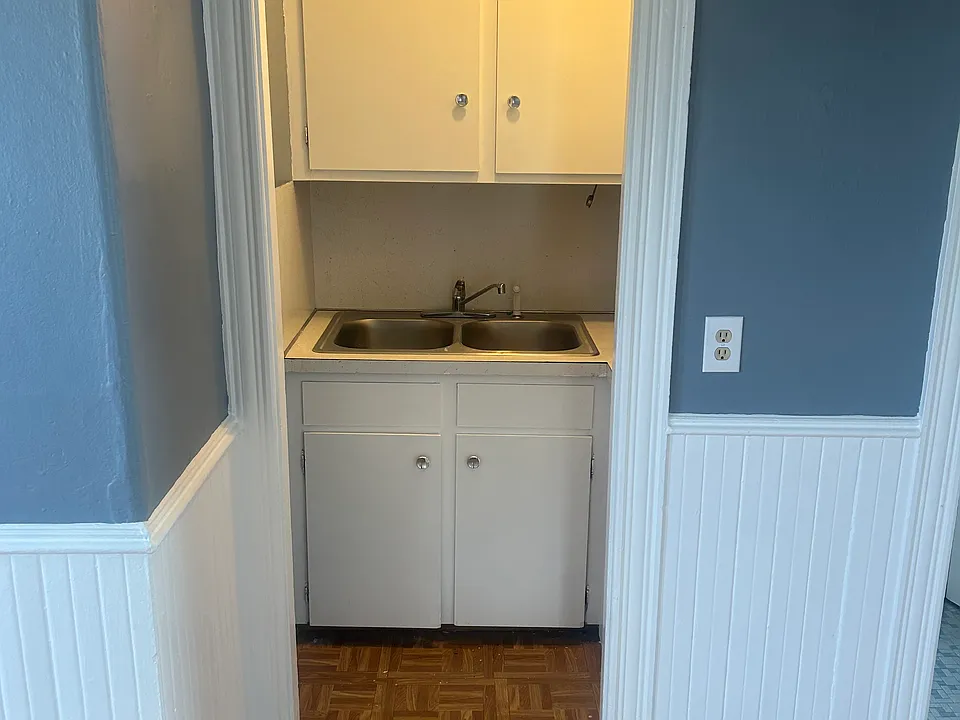 55 Amory St #3