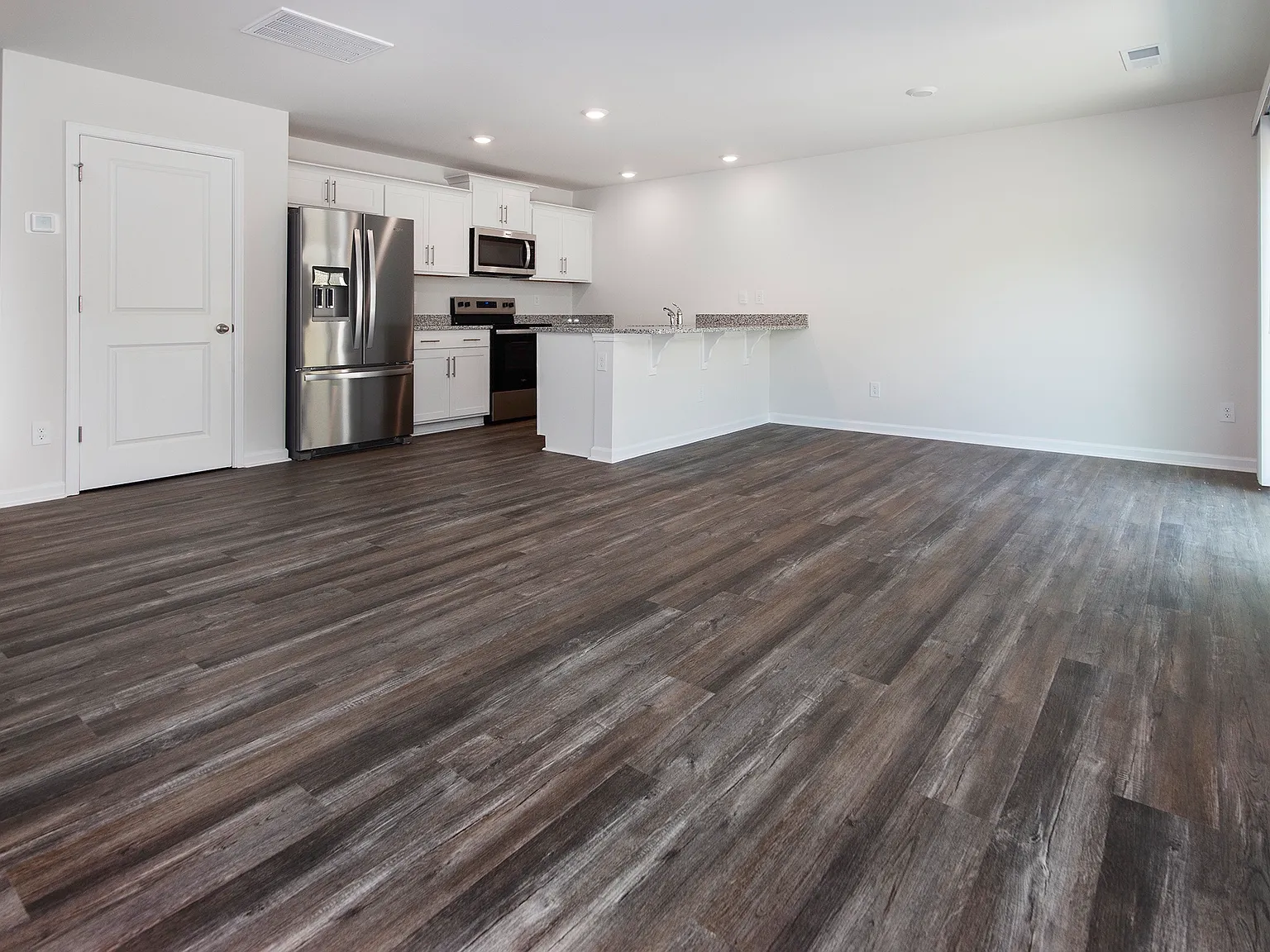 4 bed, 1554 sqft, $2,250 — Photo 4