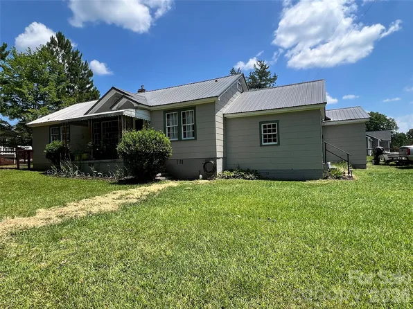 24520 Ridgecrest Rd, Locust, NC 28097