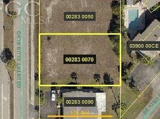 4349 Country Club Blvd, Cape Coral, FL 33904