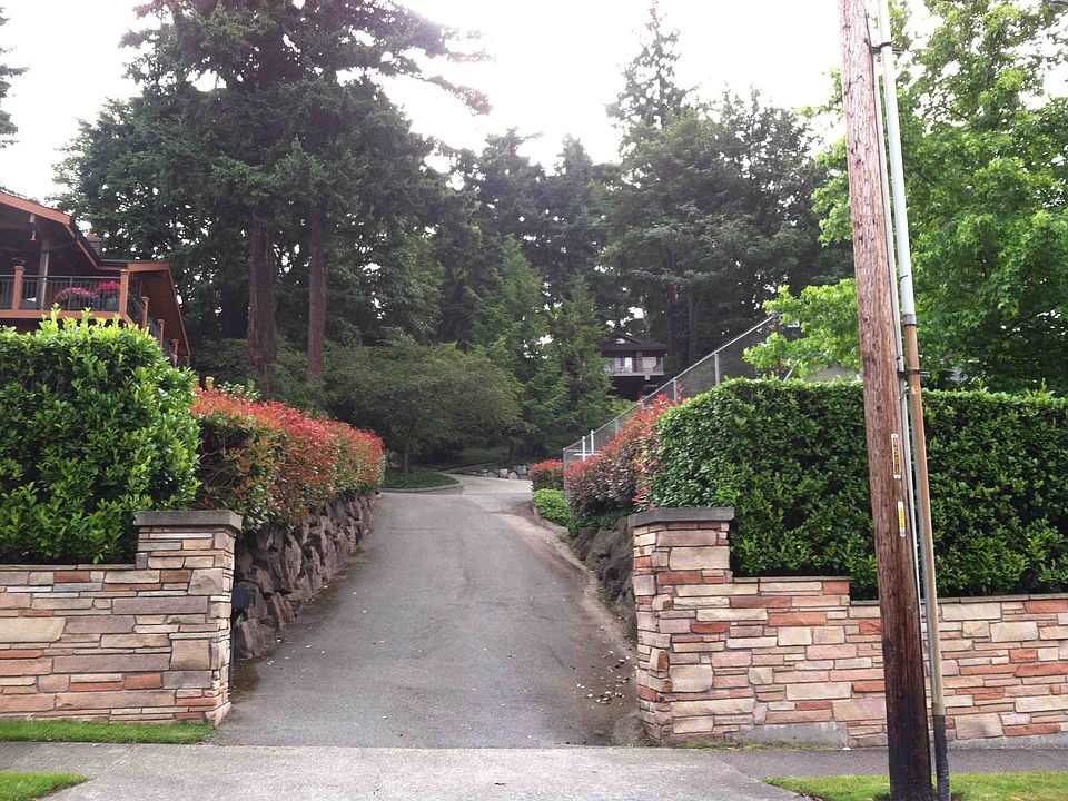1st image of 4542 49th Ave NE