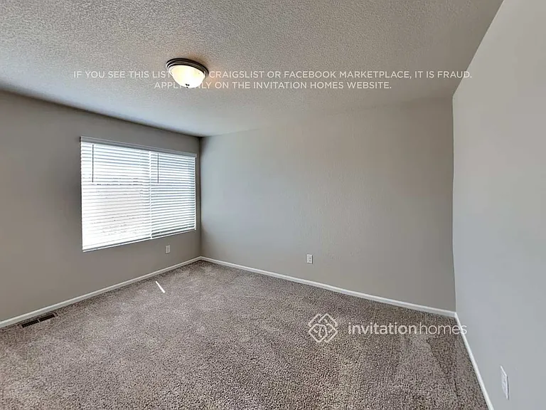 11431 Sanderling St — Photo 12