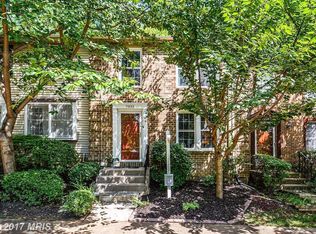 7905 Tyson Oaks Cir, Vienna, VA 22182