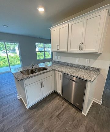 4th image of 4513 Sandstone Ct