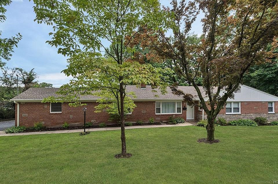 1st image of 8 Keating Pl