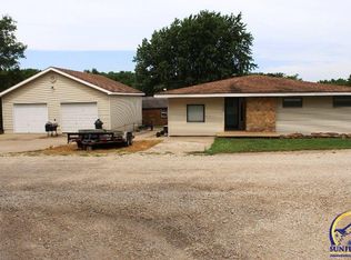 2546 S Shore Dr, Vassar, KS 66543