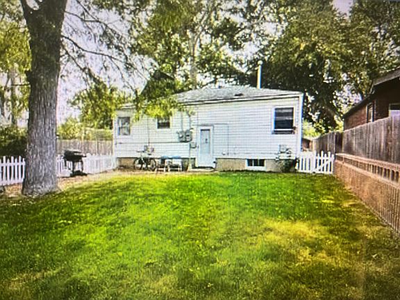 2nd image of 2220 6th Ave Unit B