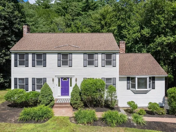 1 Maillet Dr, Acton, MA 01720