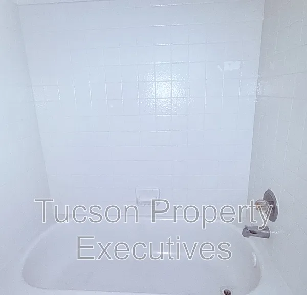 3810 E Monte Vista Dr #206 — Photo 16