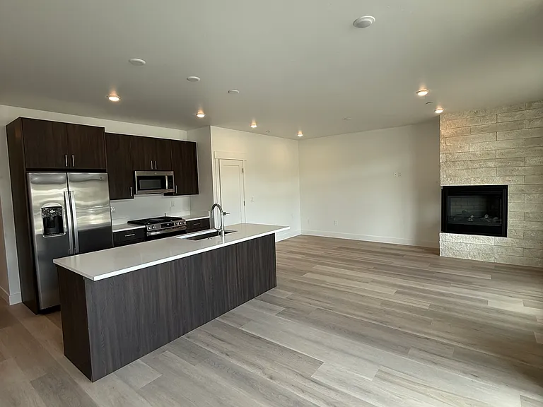 800 Blue River Pkwy — Photo 1