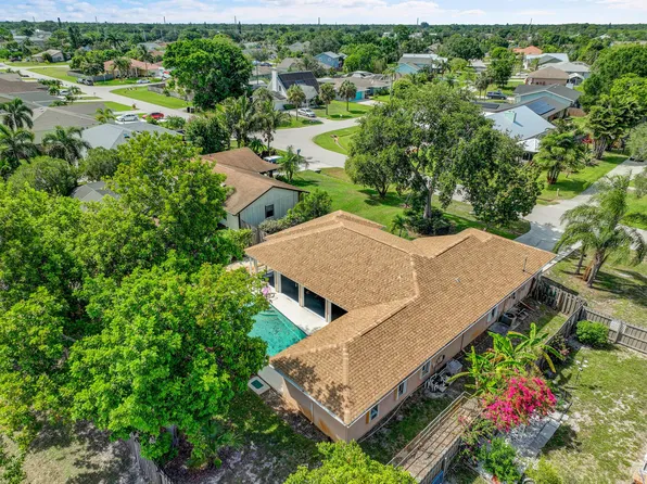 790 SE Ablett Lane, Port St Lucie, FL 34984
